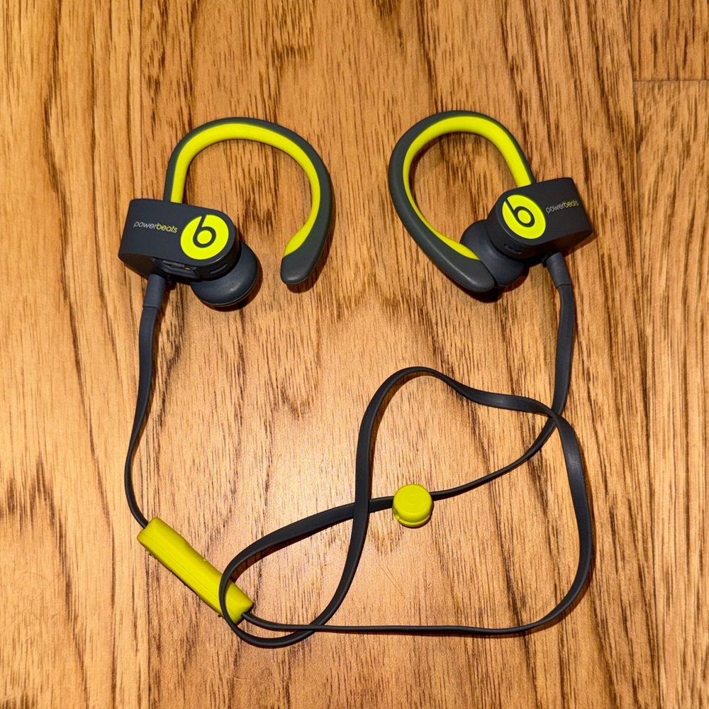 Beats by Dre Yellow and Black Wireless Headphones
